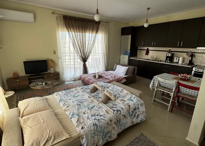 Zoe\'S Luxury Homes