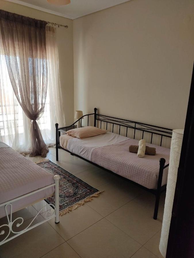 Zoe's Luxury Homes Apartment
