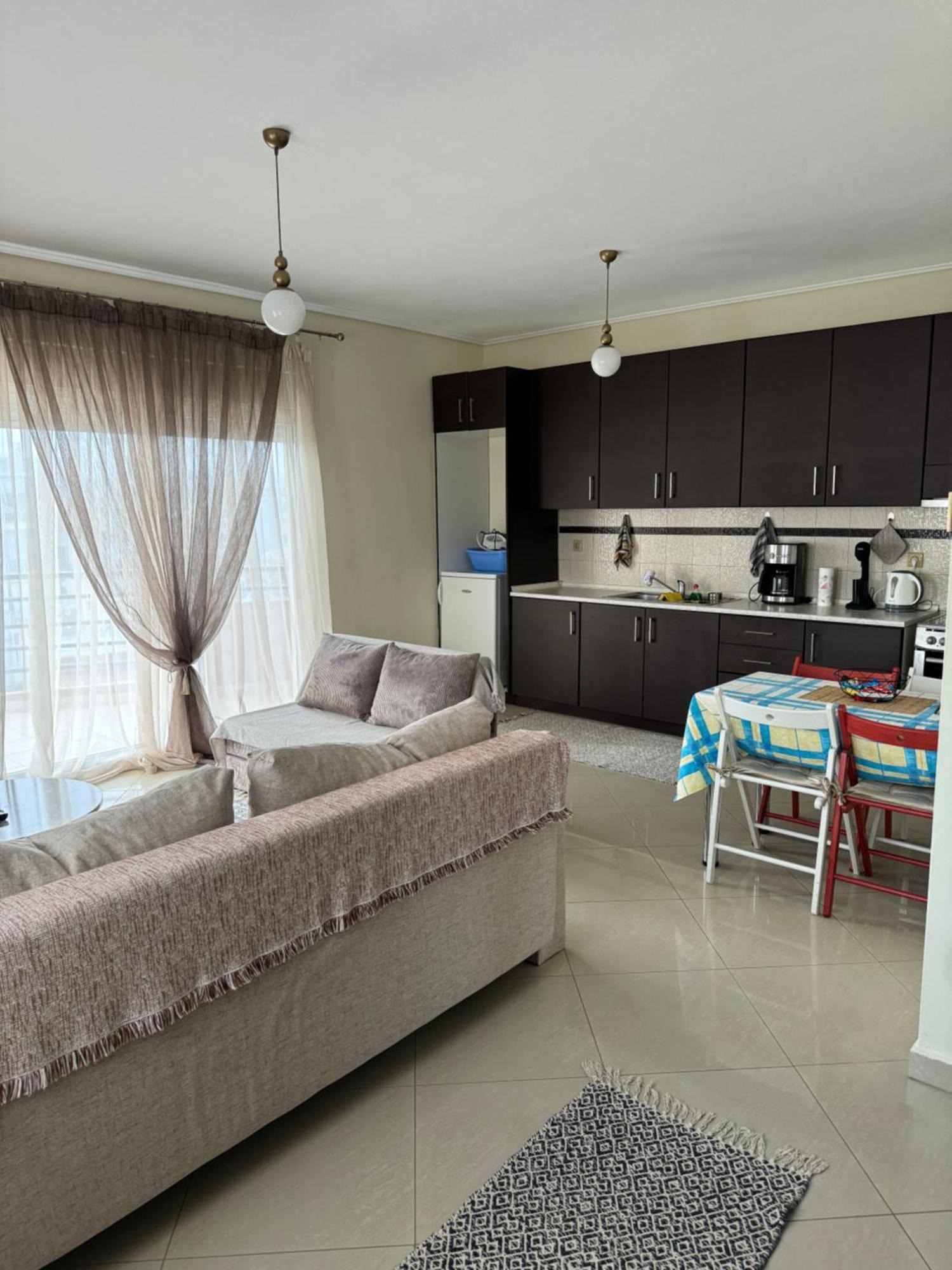 Zoe's Luxury Homes
